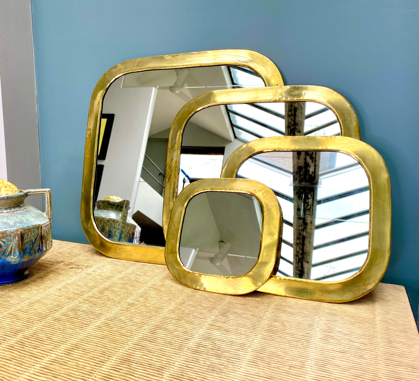 Miroir carré doré