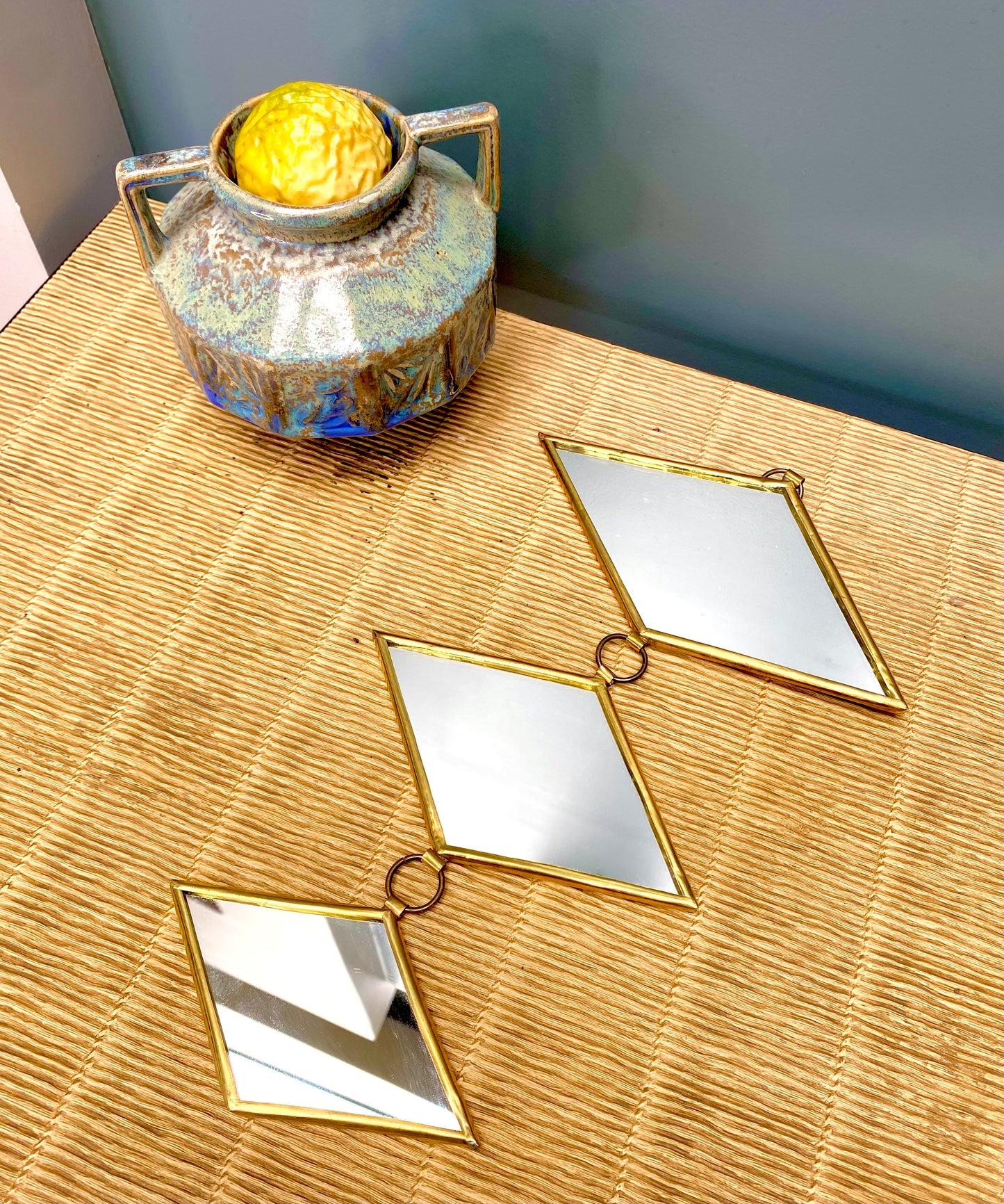 Guirlande de miroirs dorés