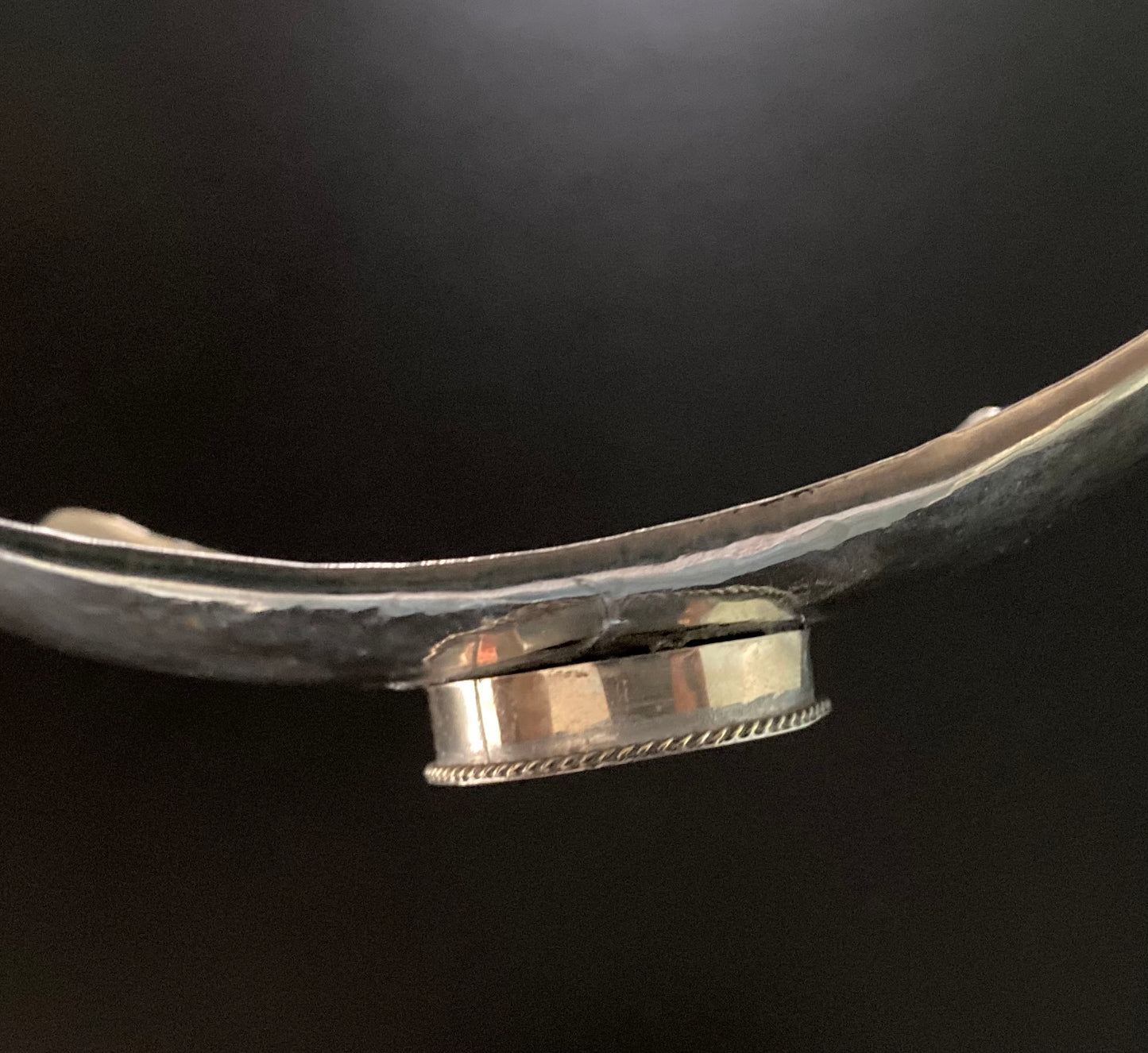 Porte-savon martelé